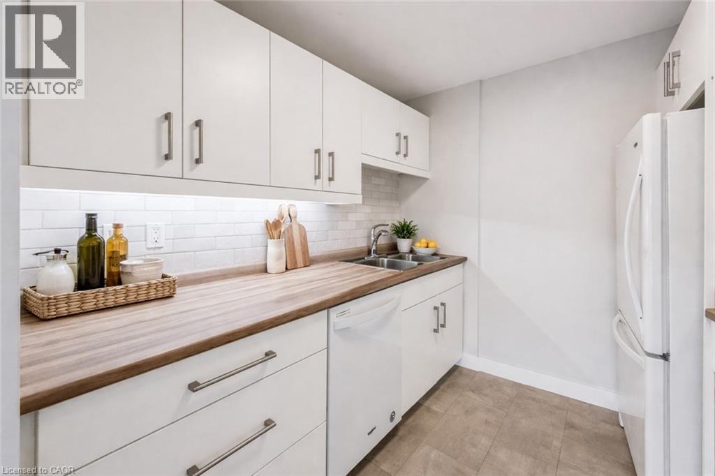 358 Waterloo Avenue Unit# 902, Guelph, Ontario  N1H 7Y3 - Photo 17 - 40817181