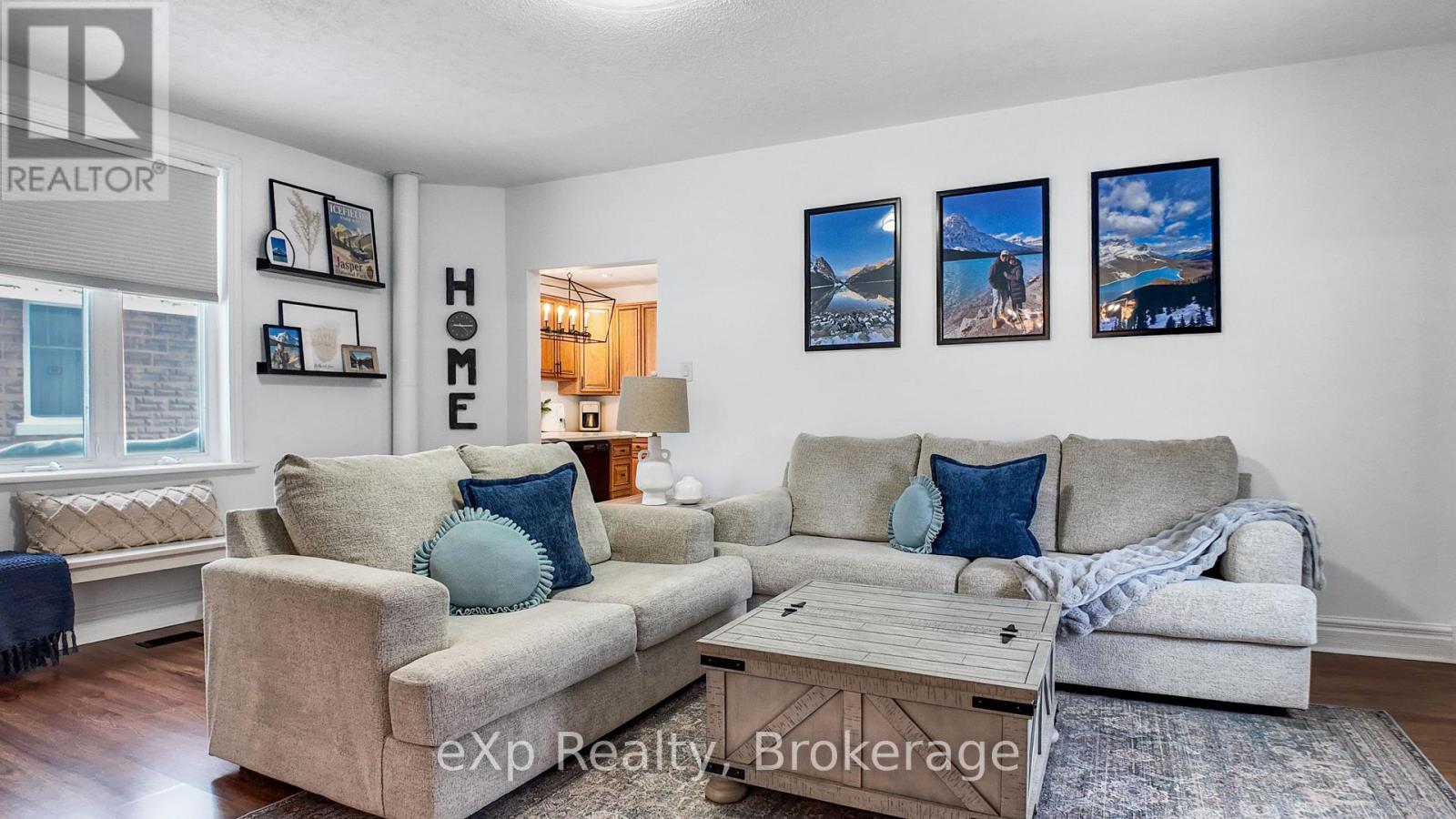 588 12th Avenue, Hanover, Ontario  N4N 2V6 - Photo 10 - X12952302