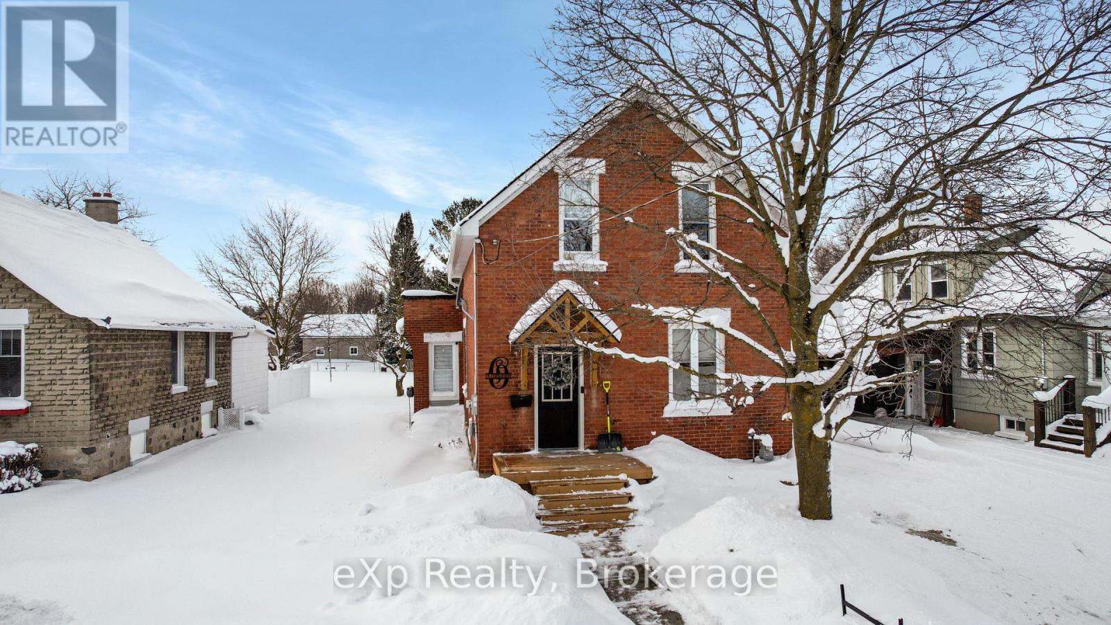 588 12th Avenue, Hanover, Ontario  N4N 2V6 - Photo 2 - X12952302