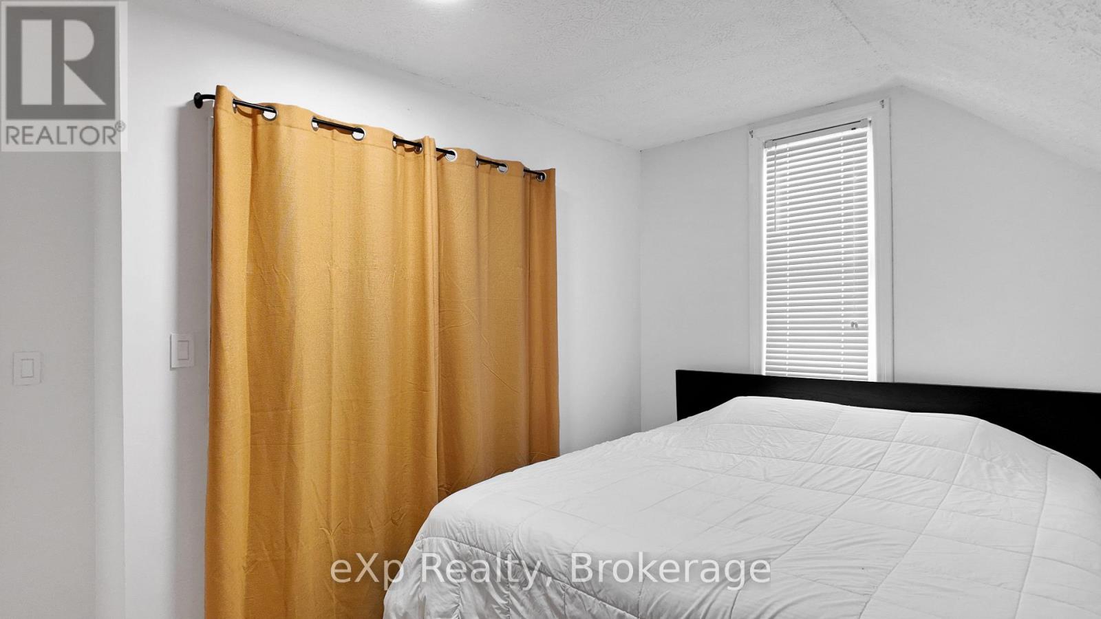 588 12th Avenue, Hanover, Ontario  N4N 2V6 - Photo 22 - X12952302