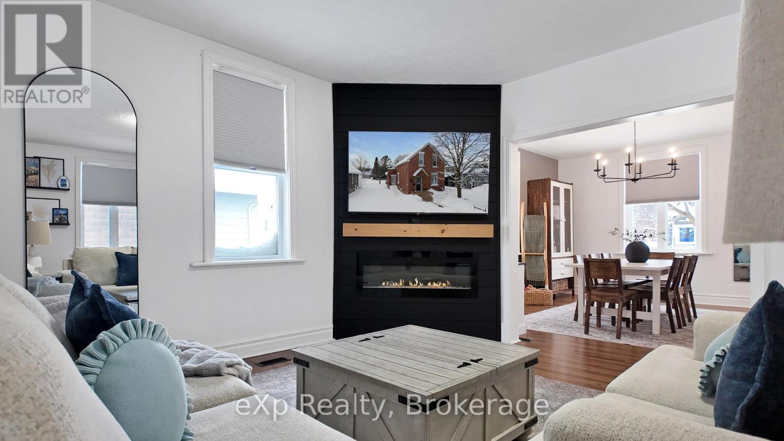 588 12th Avenue, Hanover, Ontario  N4N 2V6 - Photo 9 - X12952302