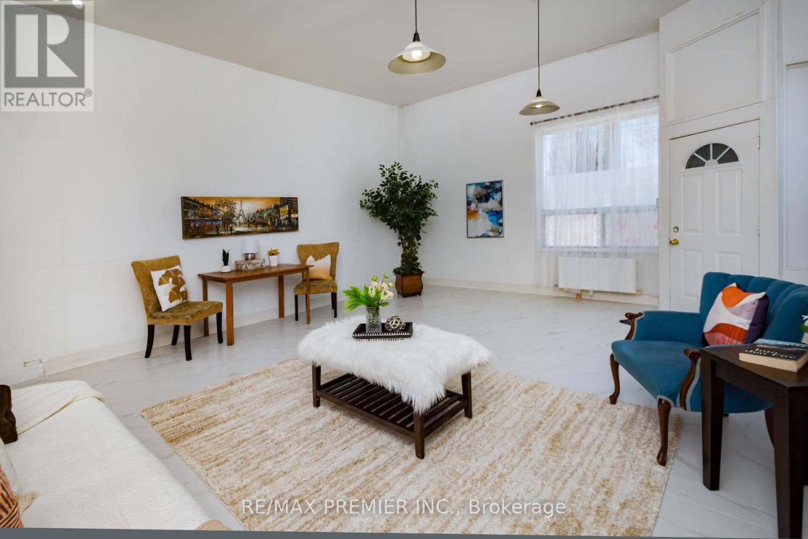 229 Bellwoods Avenue, Toronto, Ontario M6J 2R2 - Photo 17 - C12952252