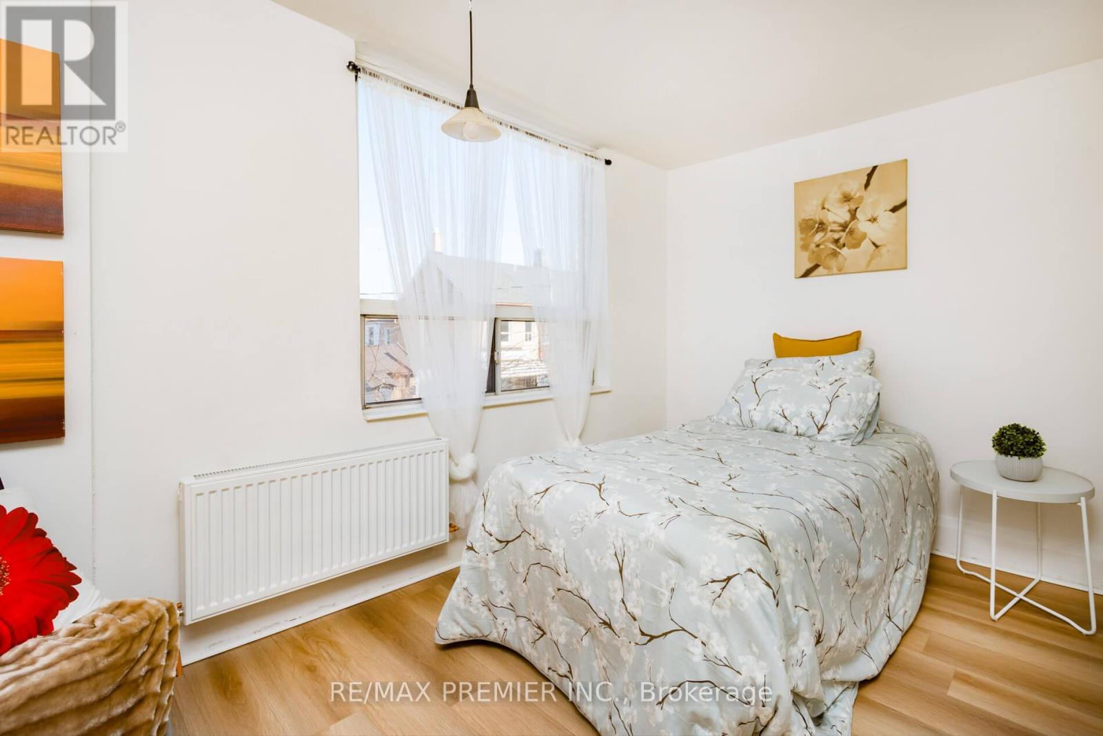 229 Bellwoods Avenue, Toronto, Ontario M6J 2R2 - Photo 33 - C12952252