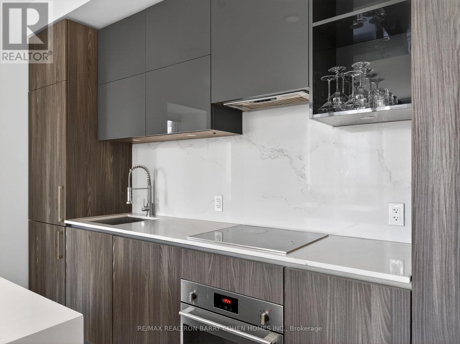 905 - 1 Yorkville Avenue, Toronto, Ontario  M4W 1L1 - Photo 12 - C12952256