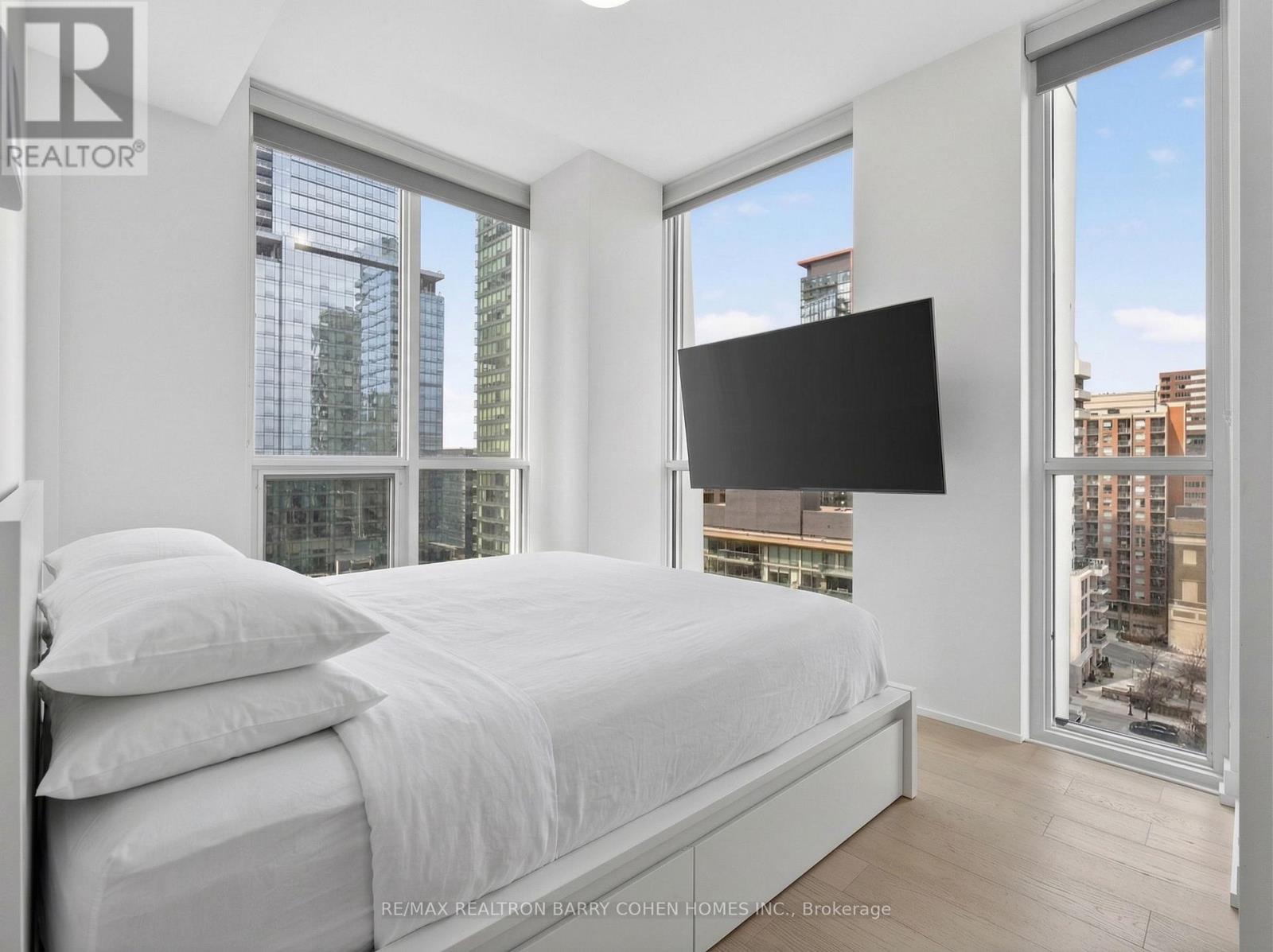 905 - 1 Yorkville Avenue, Toronto, Ontario  M4W 1L1 - Photo 14 - C12952256