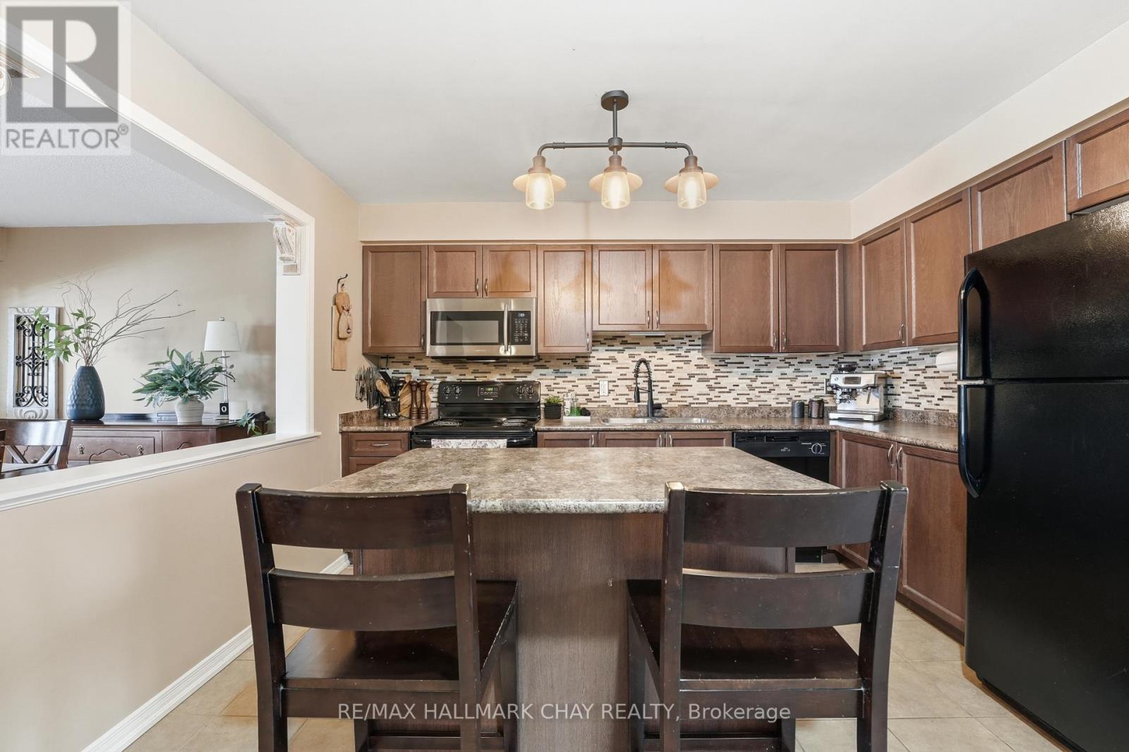 1280 Coleman Crescent, Innisfil, Ontario L9S 0G6 - Photo 11 - N12916880