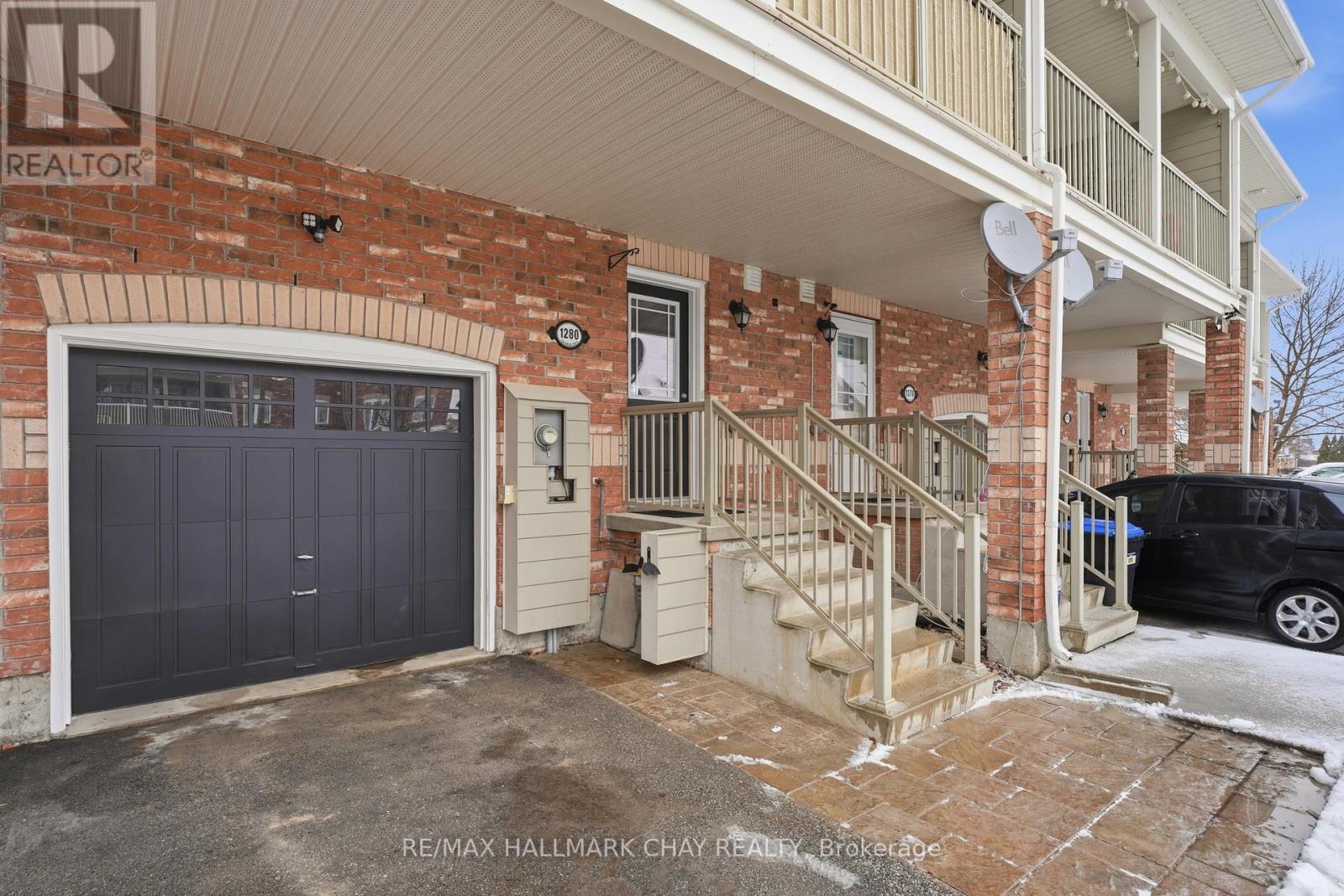 1280 Coleman Crescent, Innisfil, Ontario L9S 0G6 - Photo 4 - N12916880