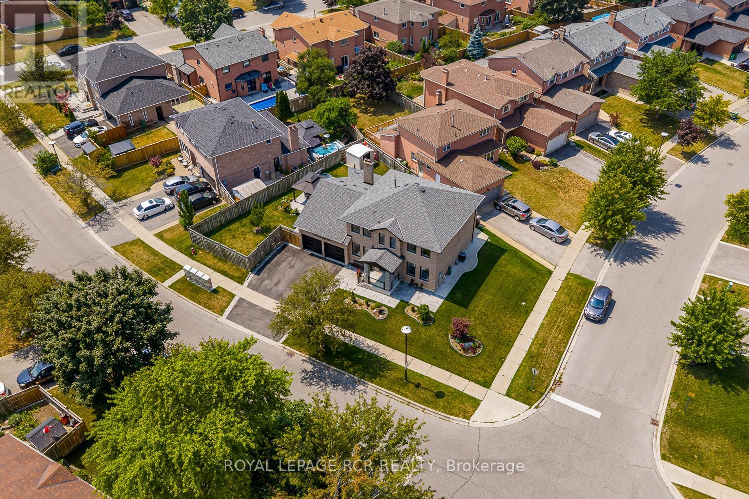 44 Fountainbridge Drive, Caledon, Ontario  L7E 1N4 - Photo 45 - W12913724