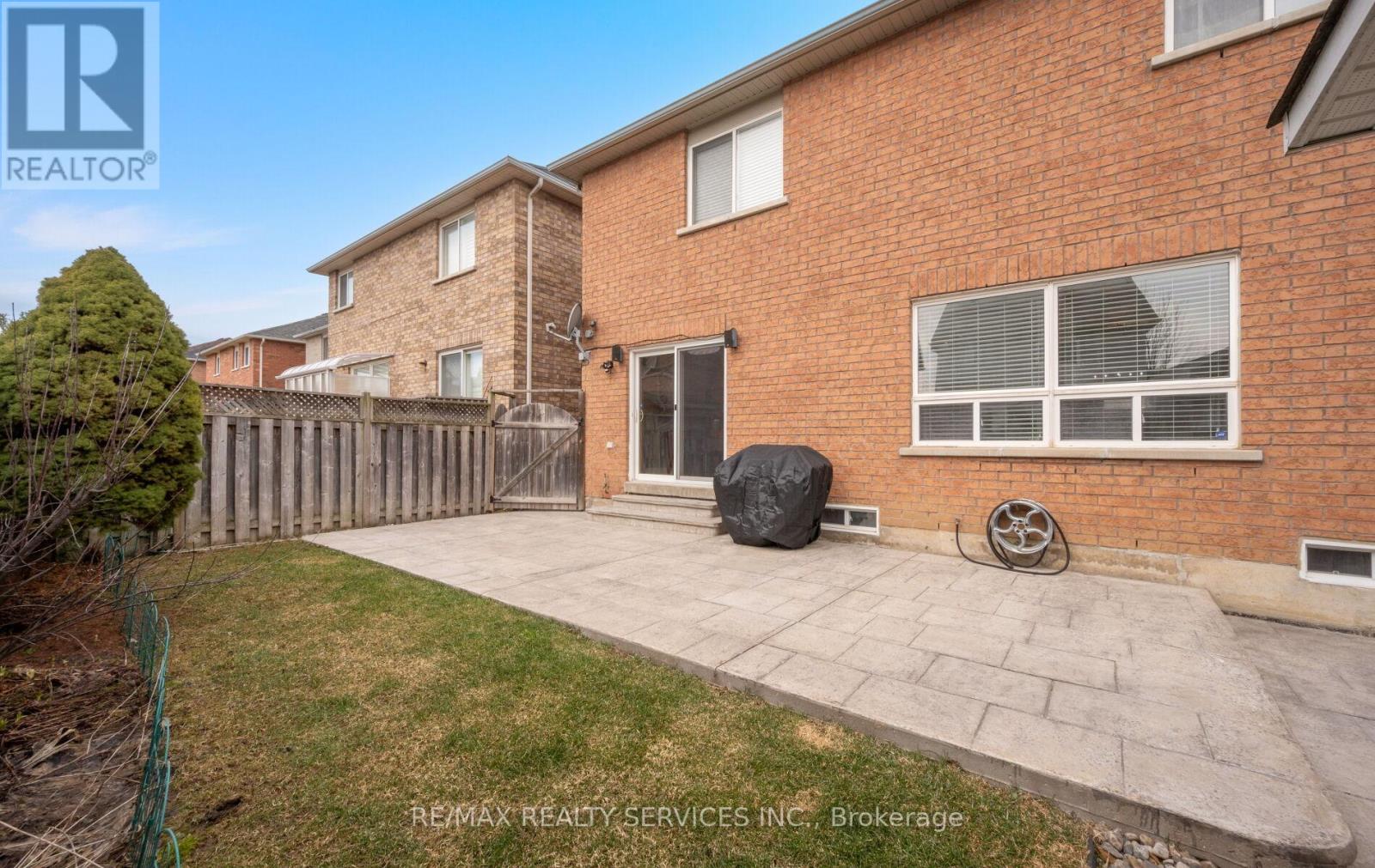 61 Earl Grey Crescent, Brampton, Ontario  L7A 2L2 - Photo 43 - W12938458