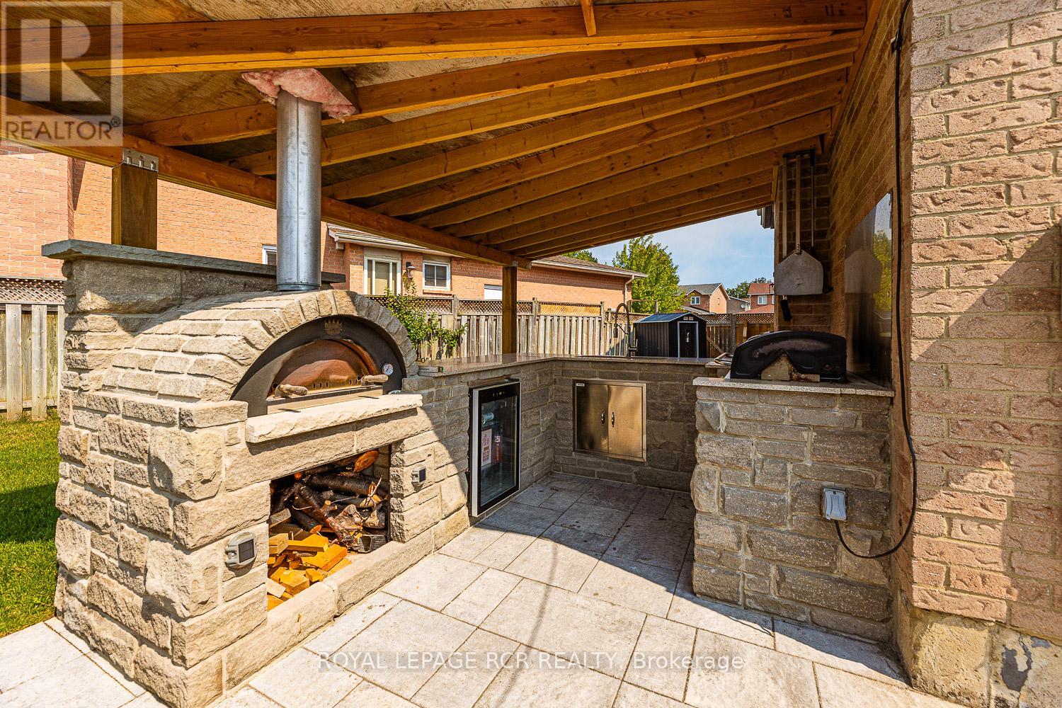 44 Fountainbridge Drive, Caledon, Ontario  L7E 1N4 - Photo 35 - W12913724