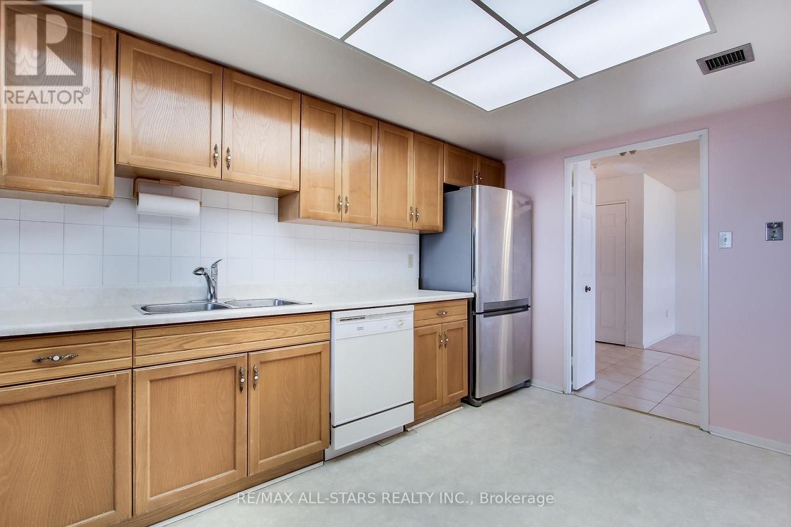 1203 - 255 Bamburgh Circle, Toronto, Ontario  M1W 3T6 - Photo 16 - E12952308