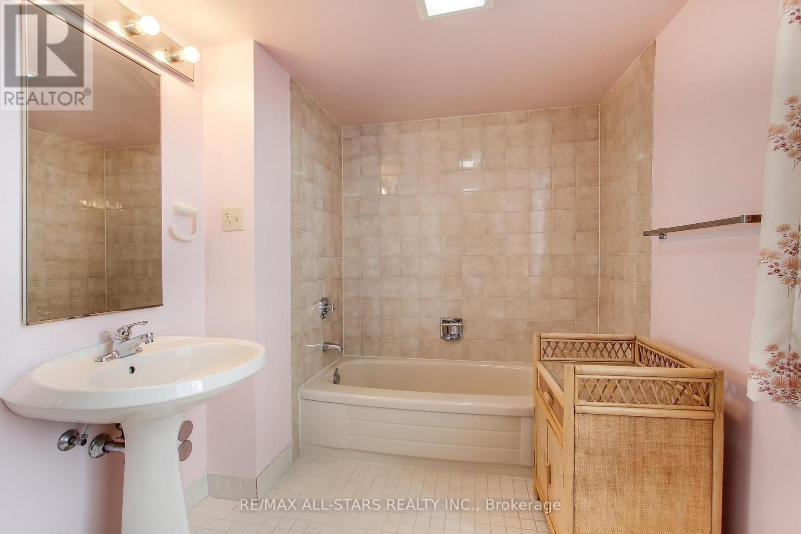 1203 - 255 Bamburgh Circle, Toronto, Ontario  M1W 3T6 - Photo 24 - E12952308