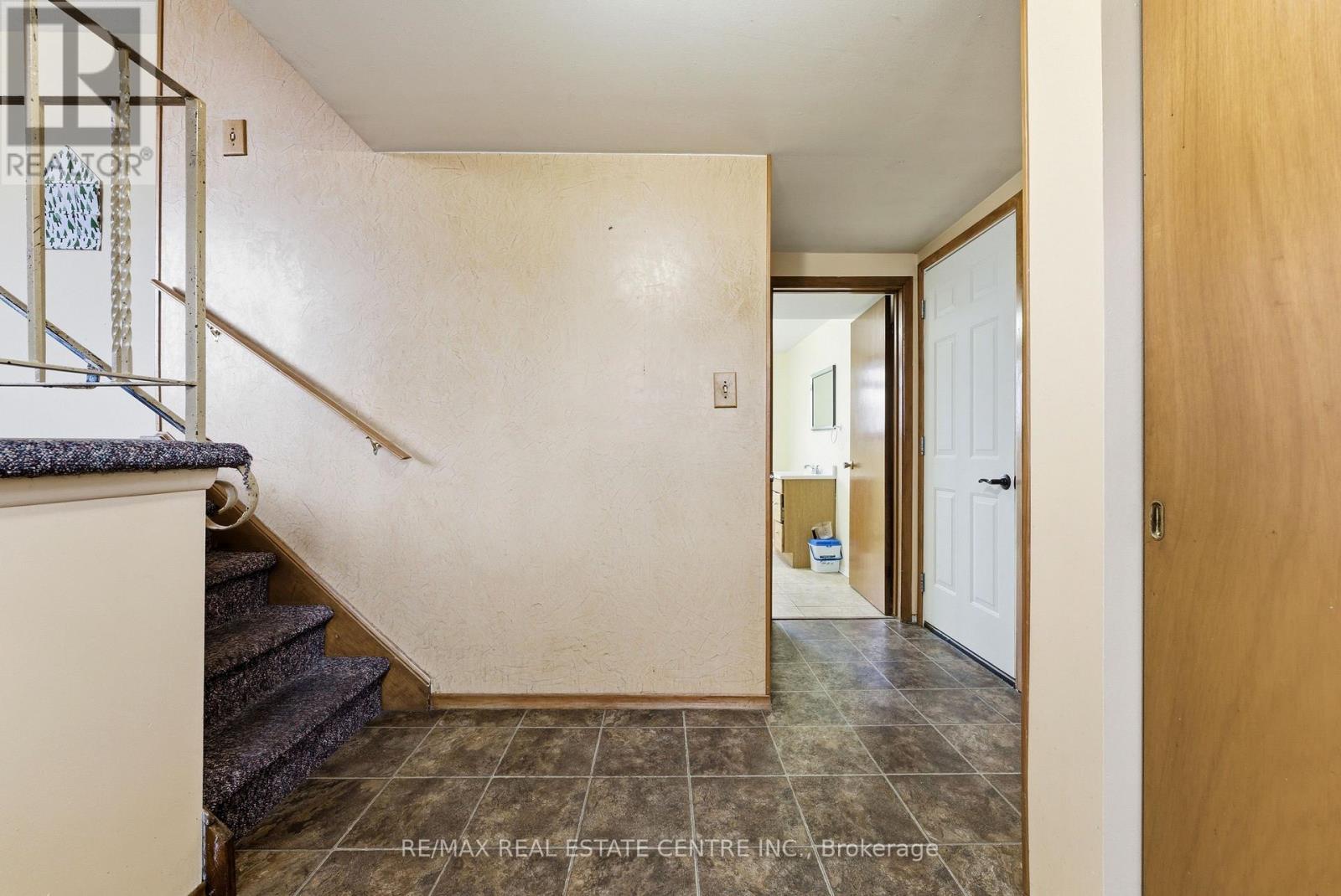 640 Bridge Street E, Belleville, Ontario  K8N 1S5 - Photo 8 - X12949610