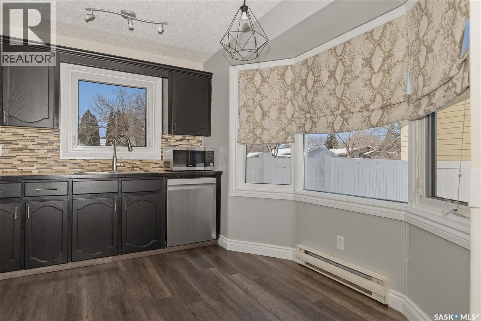 1107 Graham Road, Regina, Saskatchewan  S4N 5Z7 - Photo 10 - SK031905