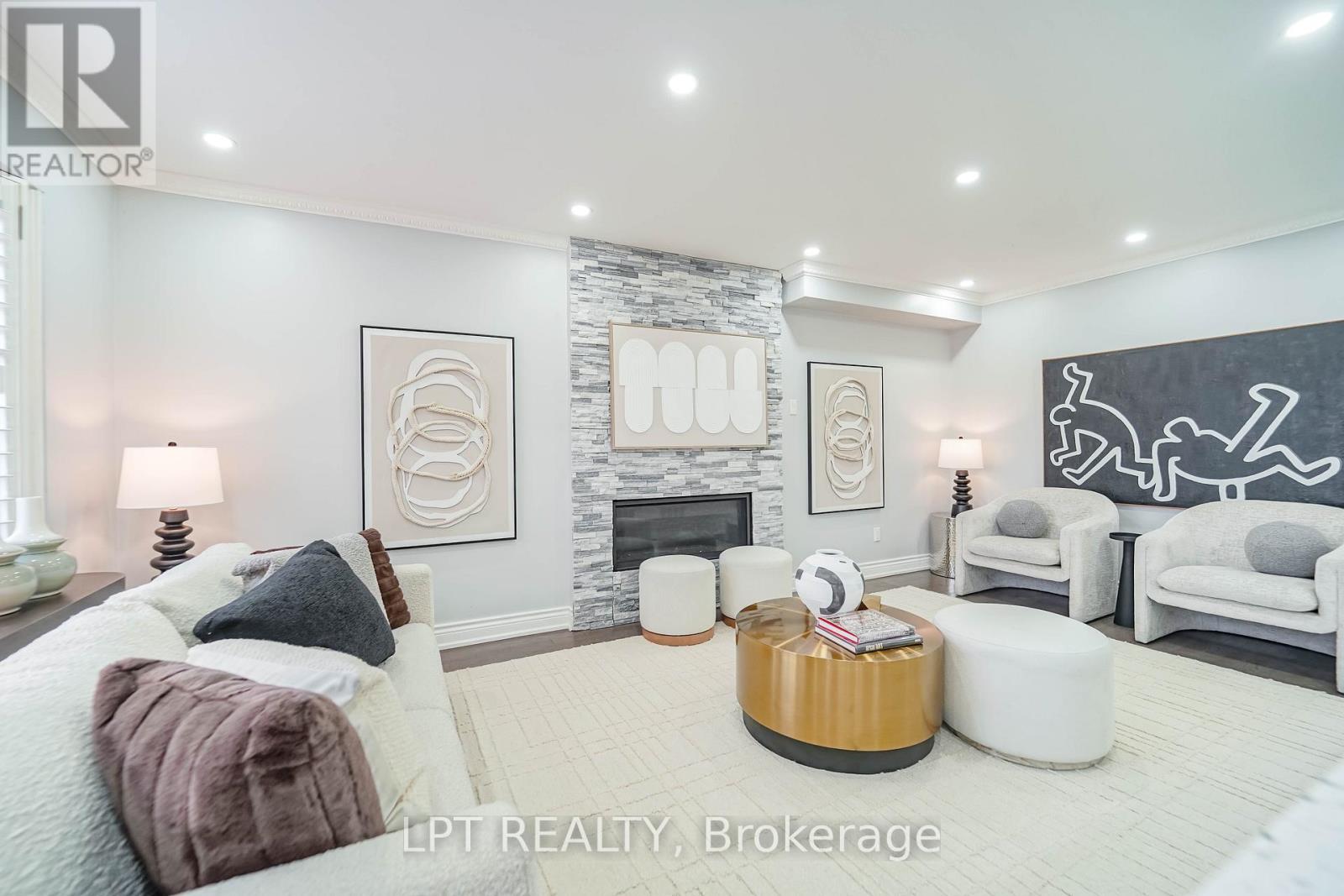 40 Dewberry Drive, Markham, Ontario  L3S 2S3 - Photo 10 - N12952286