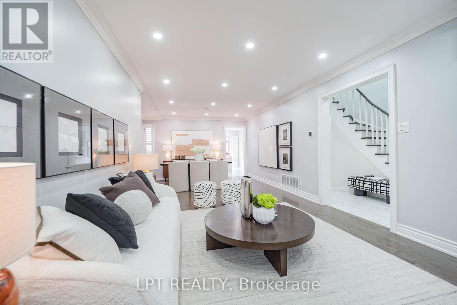 40 Dewberry Drive, Markham, Ontario  L3S 2S3 - Photo 5 - N12952286