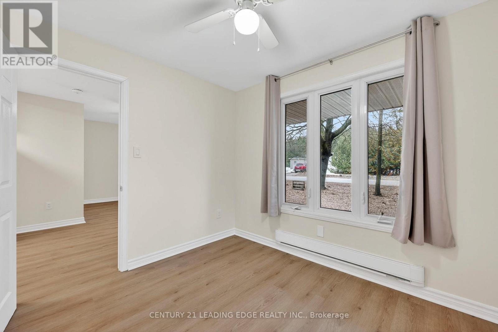 2073 Kate Avenue, Innisfil, Ontario  L9S 1Y3 - Photo 12 - N12952360