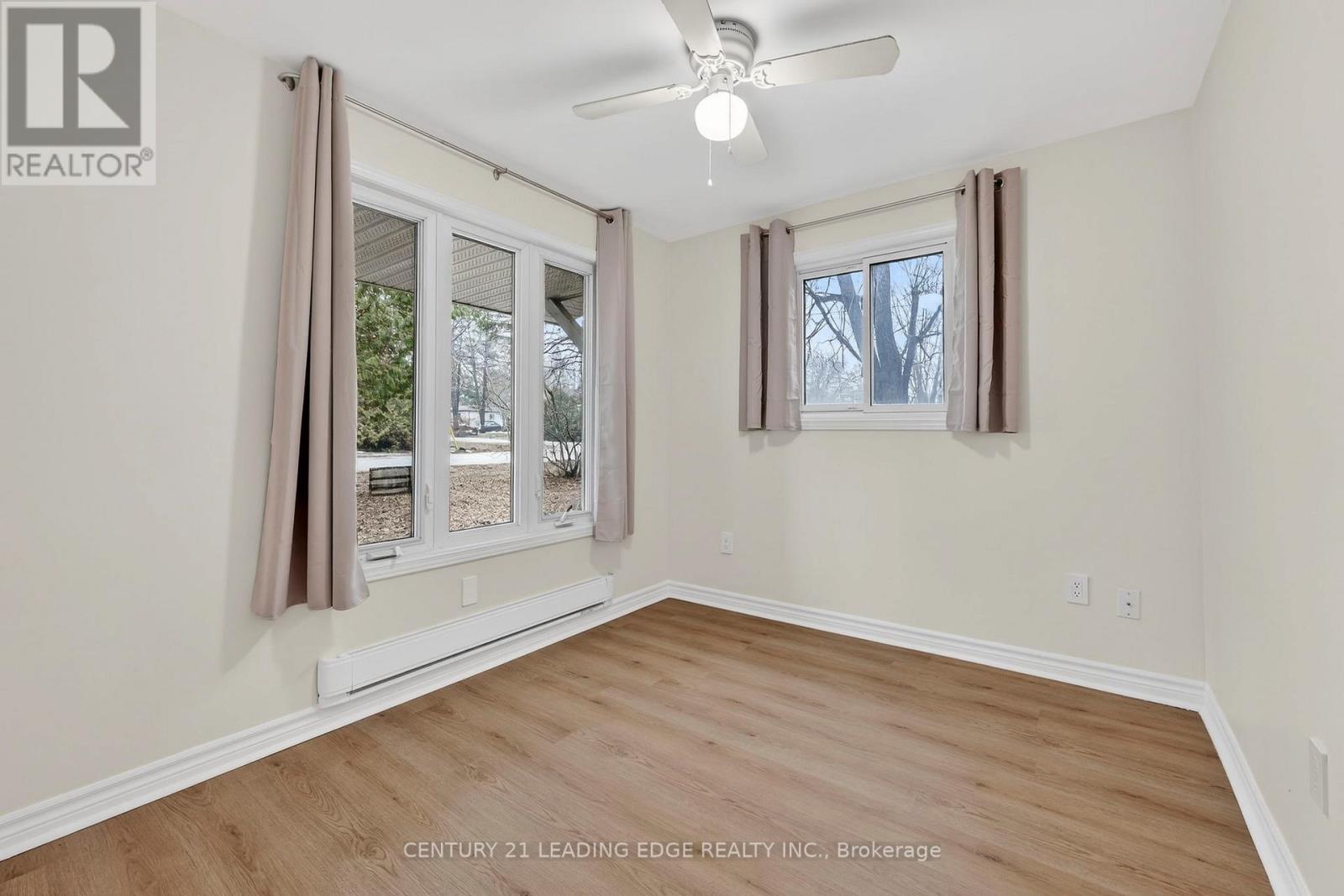 2073 Kate Avenue, Innisfil, Ontario  L9S 1Y3 - Photo 14 - N12952360