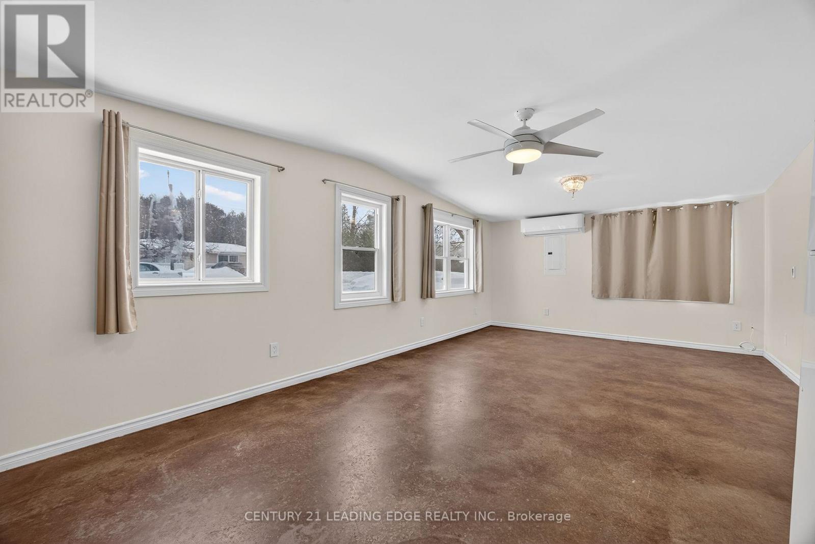 2073 Kate Avenue, Innisfil, Ontario  L9S 1Y3 - Photo 25 - N12952360