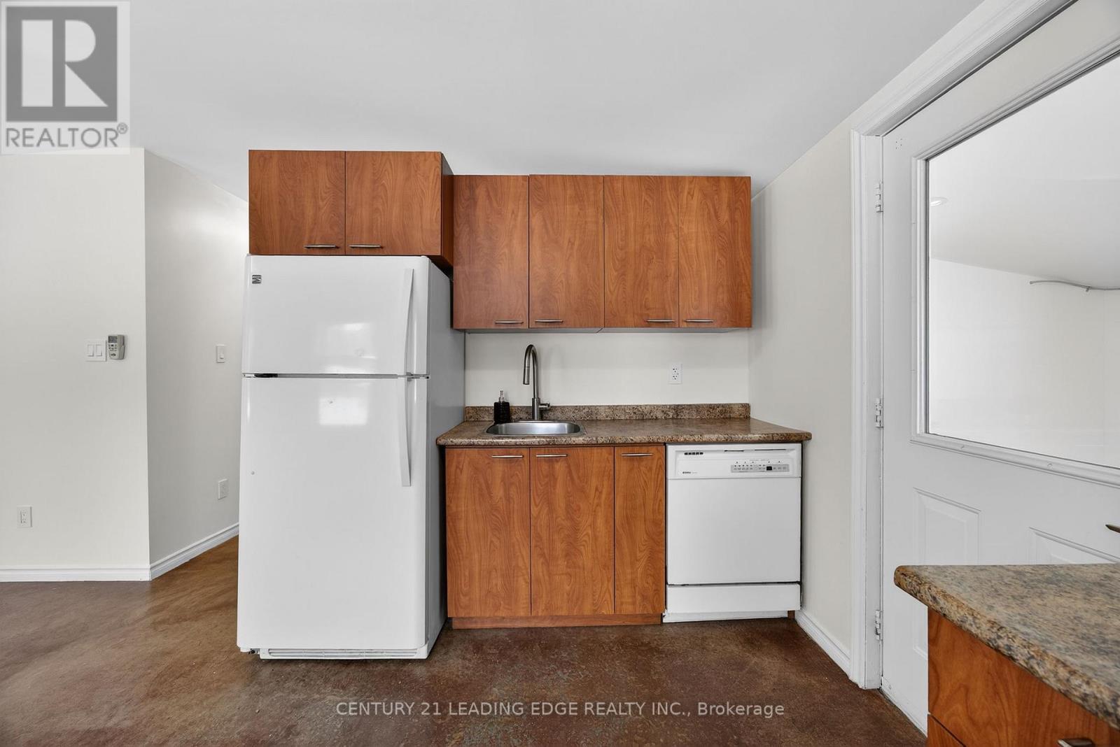 2073 Kate Avenue, Innisfil, Ontario  L9S 1Y3 - Photo 27 - N12952360