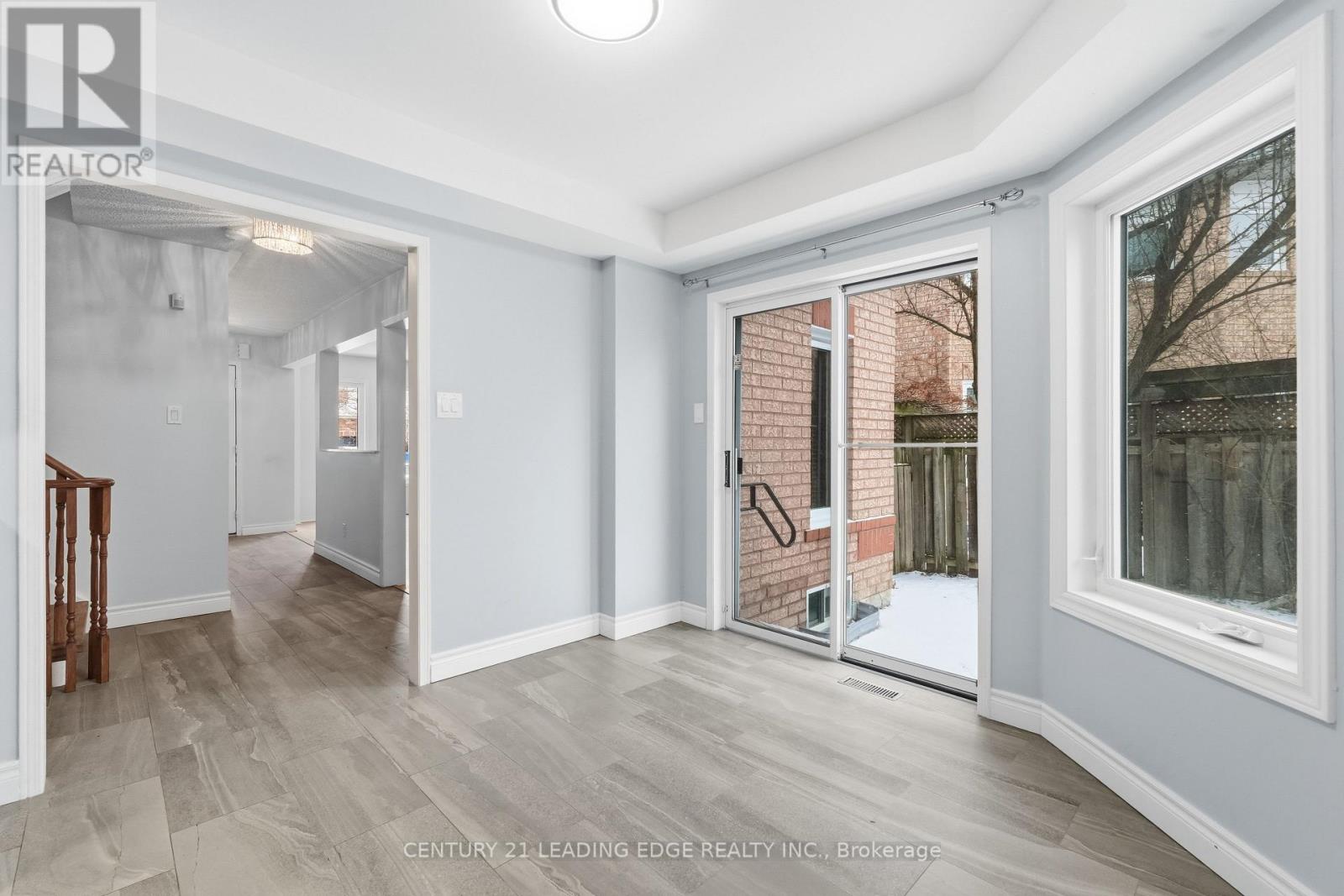 60 Snedden Avenue, Aurora, Ontario  L4G 7K6 - Photo 21 - N12952388