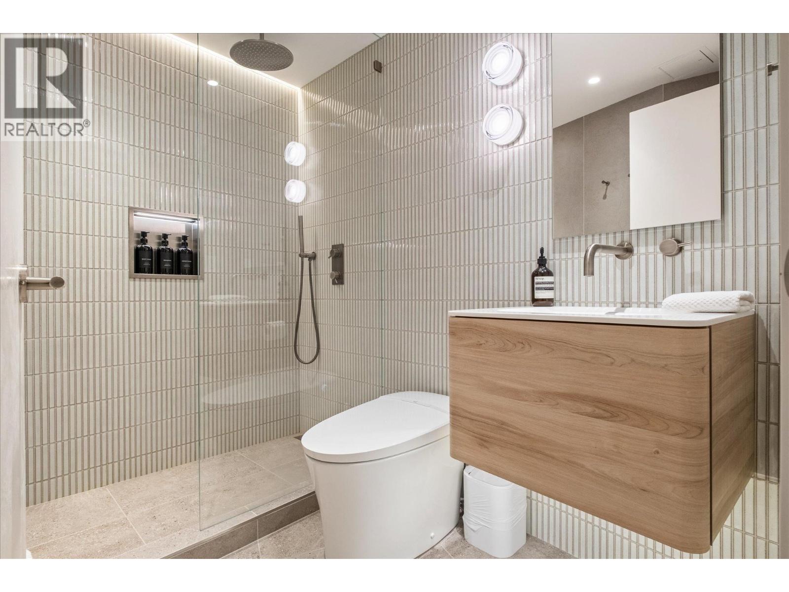 215 4360 Lorimer Road, Whistler, British Columbia  V8E 1A5 - Photo 23 - R3073128