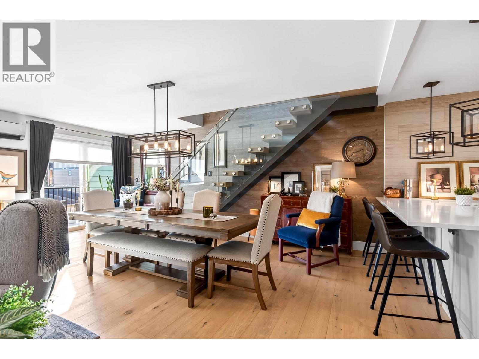 306 2344 ATKINS AVENUE, Port Coquitlam, British Columbia