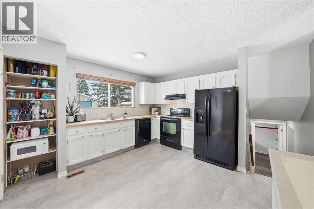 941 Macleod Trail SW, High River, Alberta  T1V 1C2 - Photo 7 - A2296774