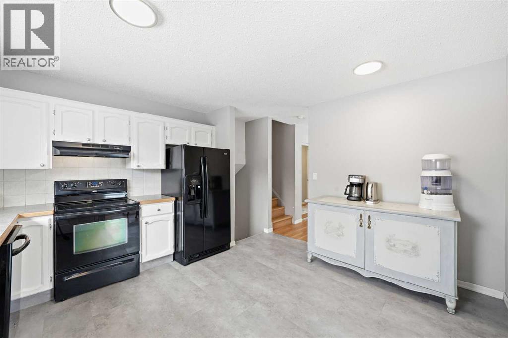 941 Macleod Trail SW, High River, Alberta  T1V 1C2 - Photo 9 - A2296774