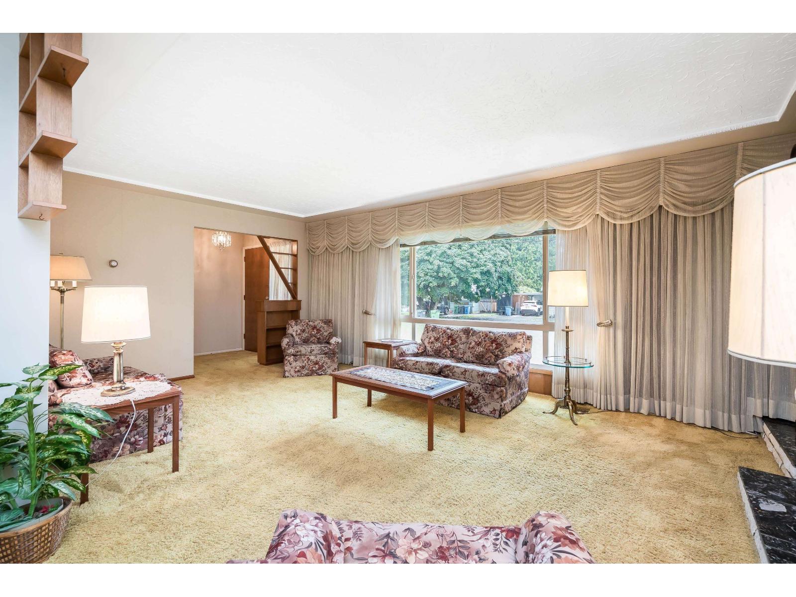 2084 Hollyberry Court, Abbotsford, British Columbia  V2S 3X2 - Photo 10 - R3105845