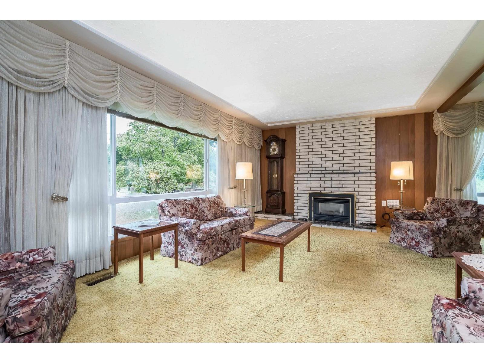 2084 Hollyberry Court, Abbotsford, British Columbia  V2S 3X2 - Photo 7 - R3105845