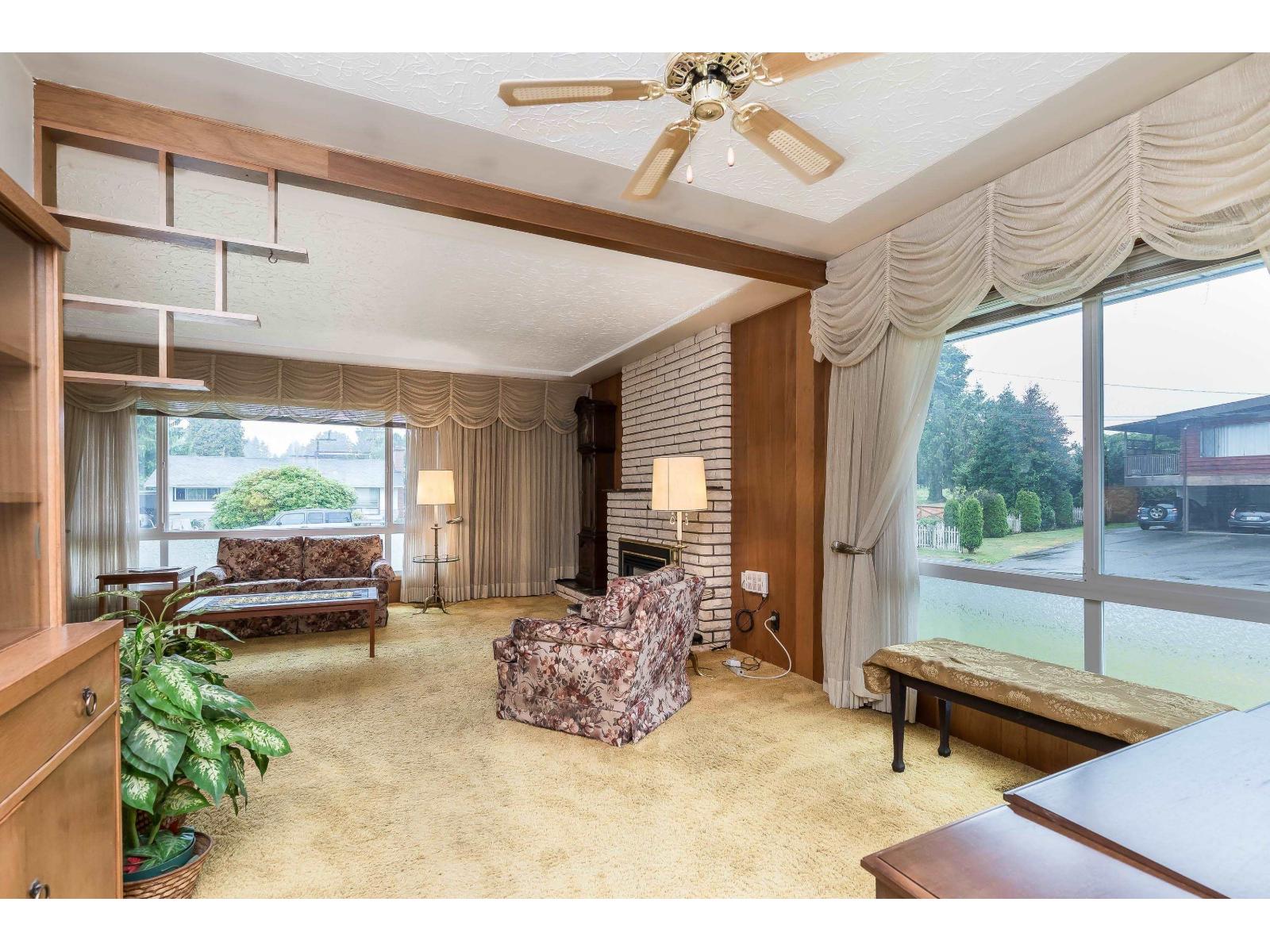 2084 Hollyberry Court, Abbotsford, British Columbia  V2S 3X2 - Photo 11 - R3105845