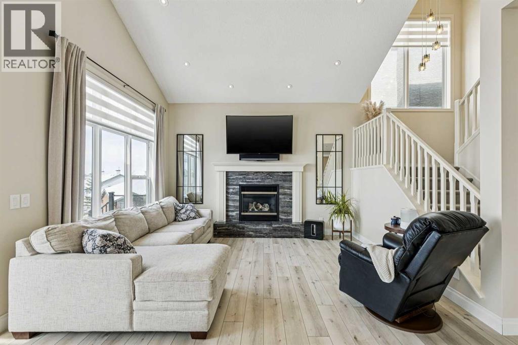 120 Hidden Creek Circle Nw, Calgary, Alberta  T3A 6J3 - Photo 13 - A2297983