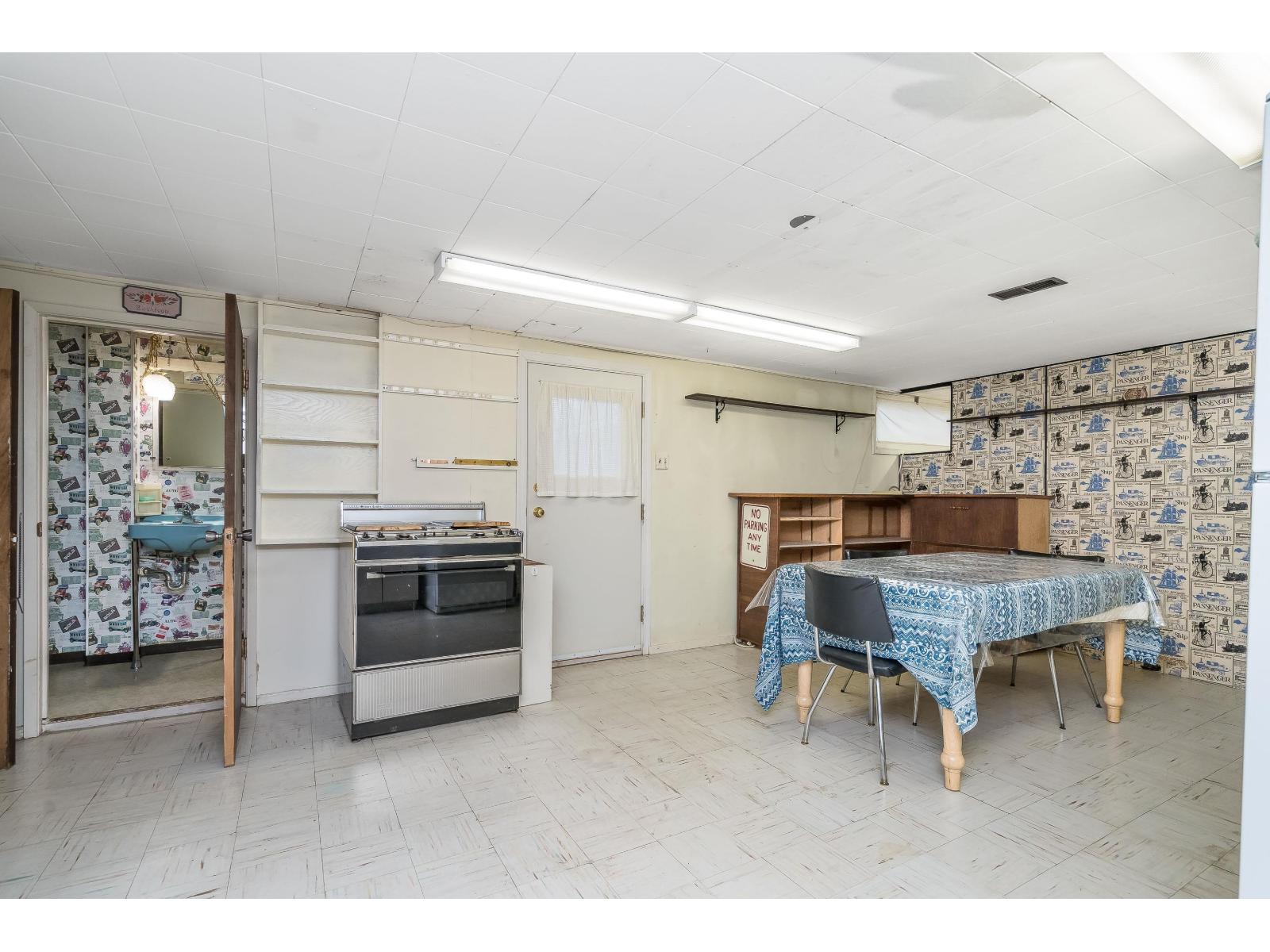 2084 Hollyberry Court, Abbotsford, British Columbia  V2S 3X2 - Photo 27 - R3105845