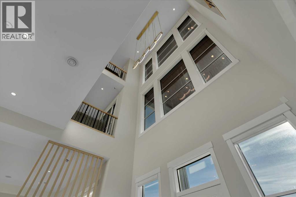 800 Elkton Close SW, Calgary, Alberta  T3H 1W6 - Photo 8 - A2298003