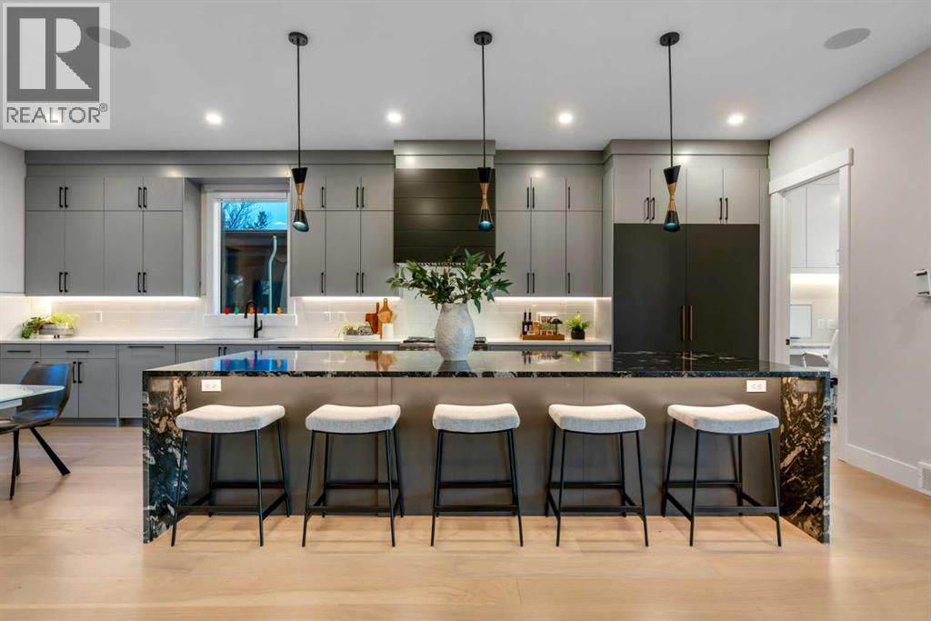 800 Elkton Close SW, Calgary, Alberta  T3H 1W6 - Photo 29 - A2298003