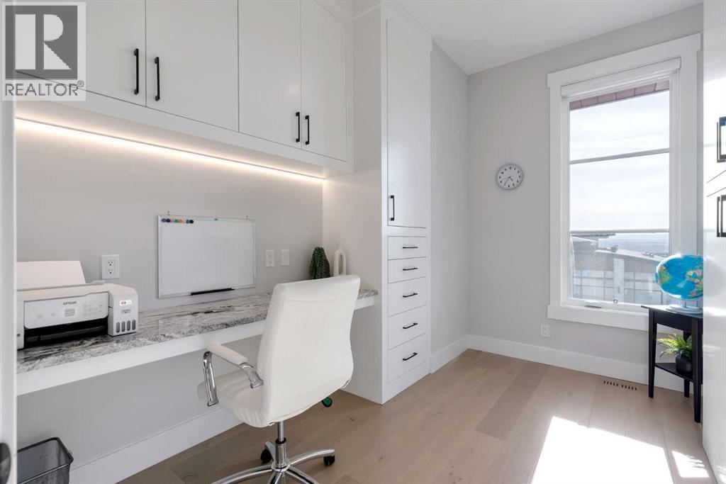 800 Elkton Close SW, Calgary, Alberta  T3H 1W6 - Photo 36 - A2298003