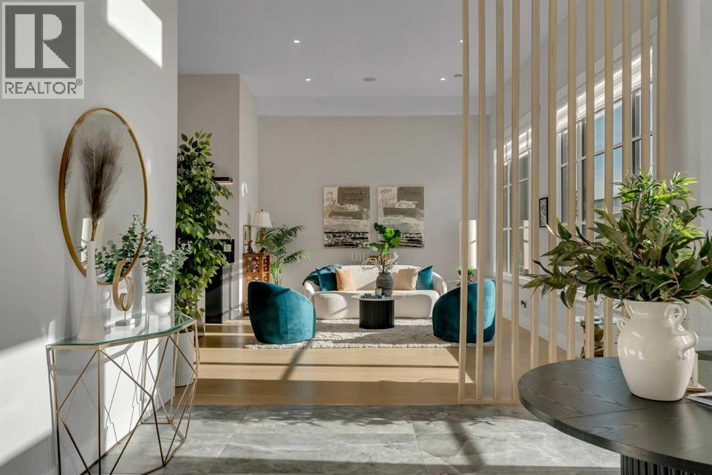 800 Elkton Close SW, Calgary, Alberta  T3H 1W6 - Photo 10 - A2298003