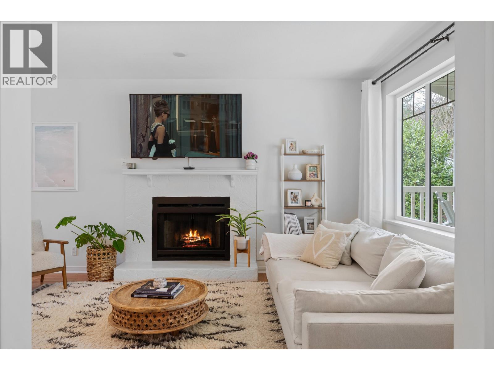 5636 Marine Drive, West Vancouver, British Columbia  V7W 2R6 - Photo 5 - R3106134