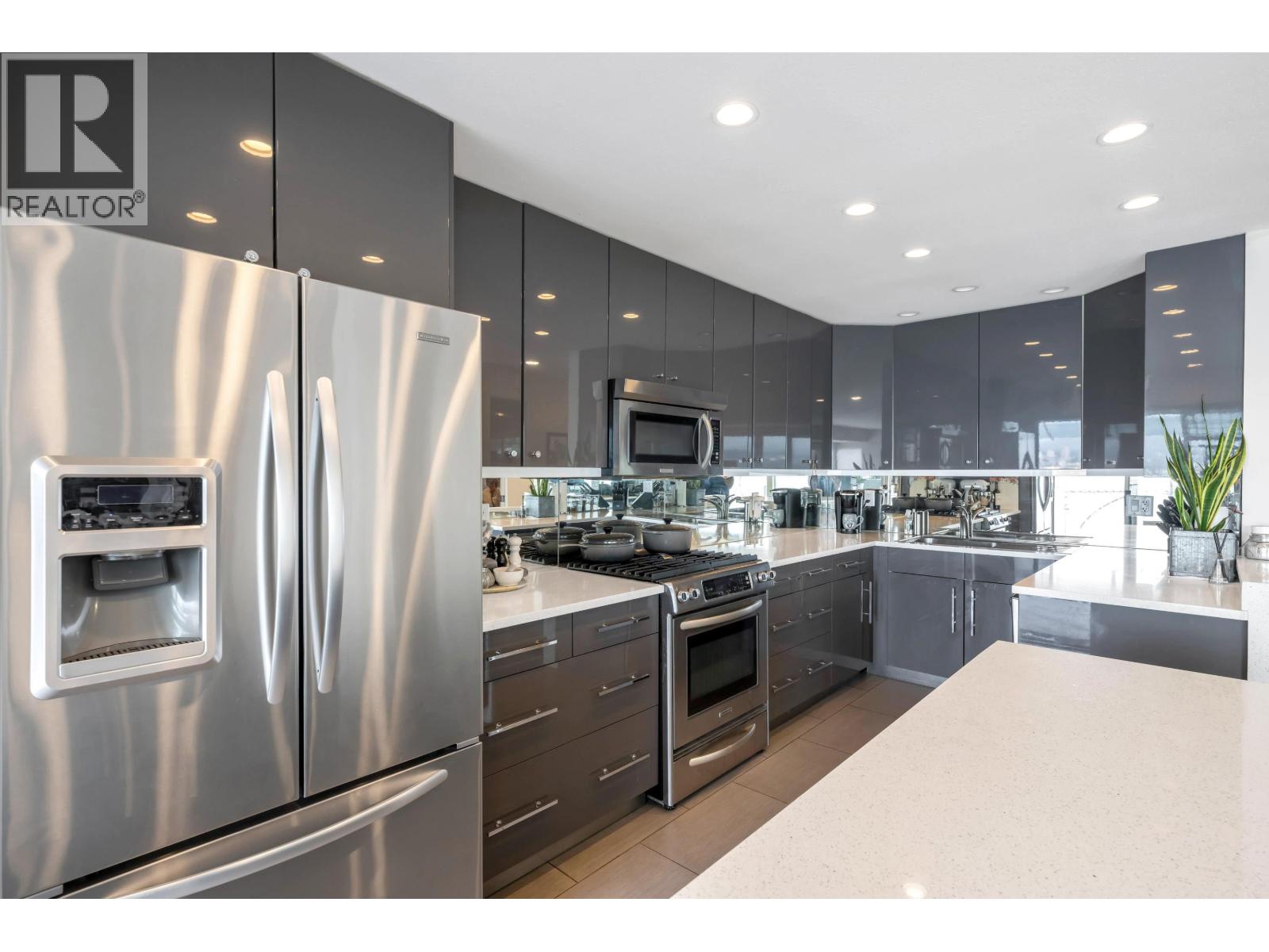 2385 Wall Street, Vancouver, British Columbia  V5L 1B8 - Photo 7 - R3106240