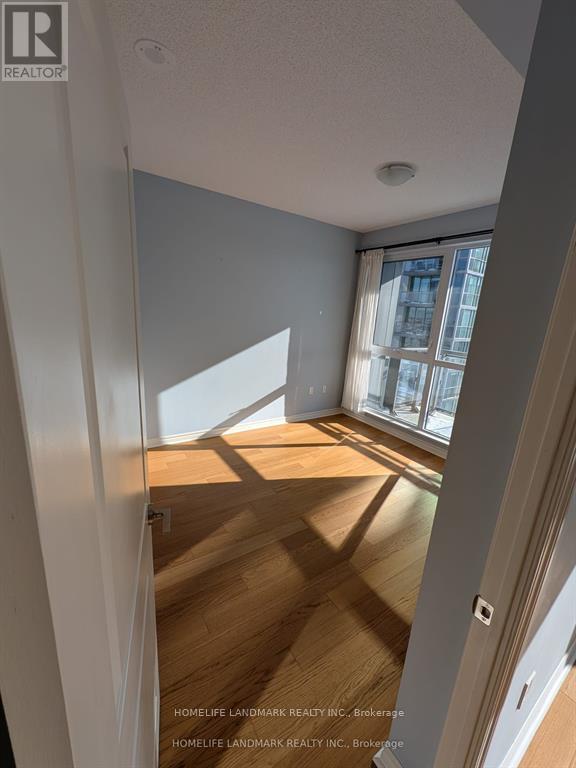 1707 - 349 Rathburn Road W, Mississauga, Ontario  L5B 0G9 - Photo 17 - W12952280