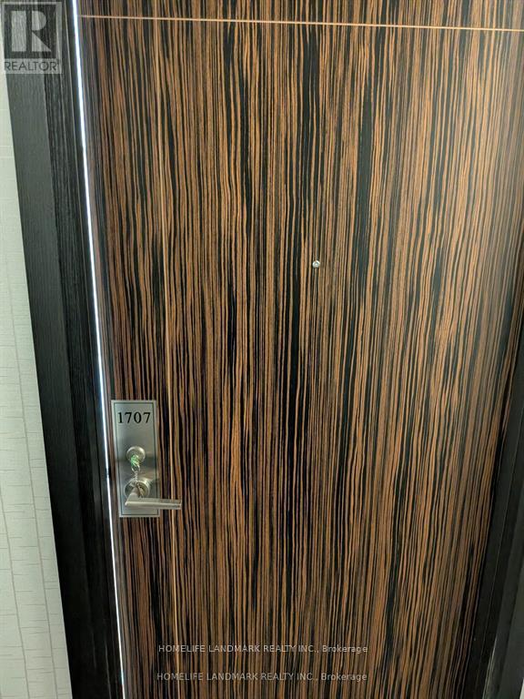 1707 - 349 Rathburn Road W, Mississauga, Ontario  L5B 0G9 - Photo 9 - W12952280