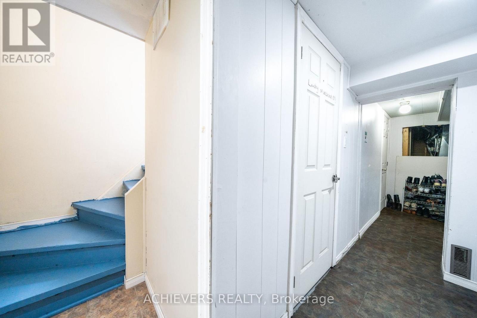 28 Cumbrian Court, Brampton, Ontario  L6X 2J8 - Photo 24 - W12952300