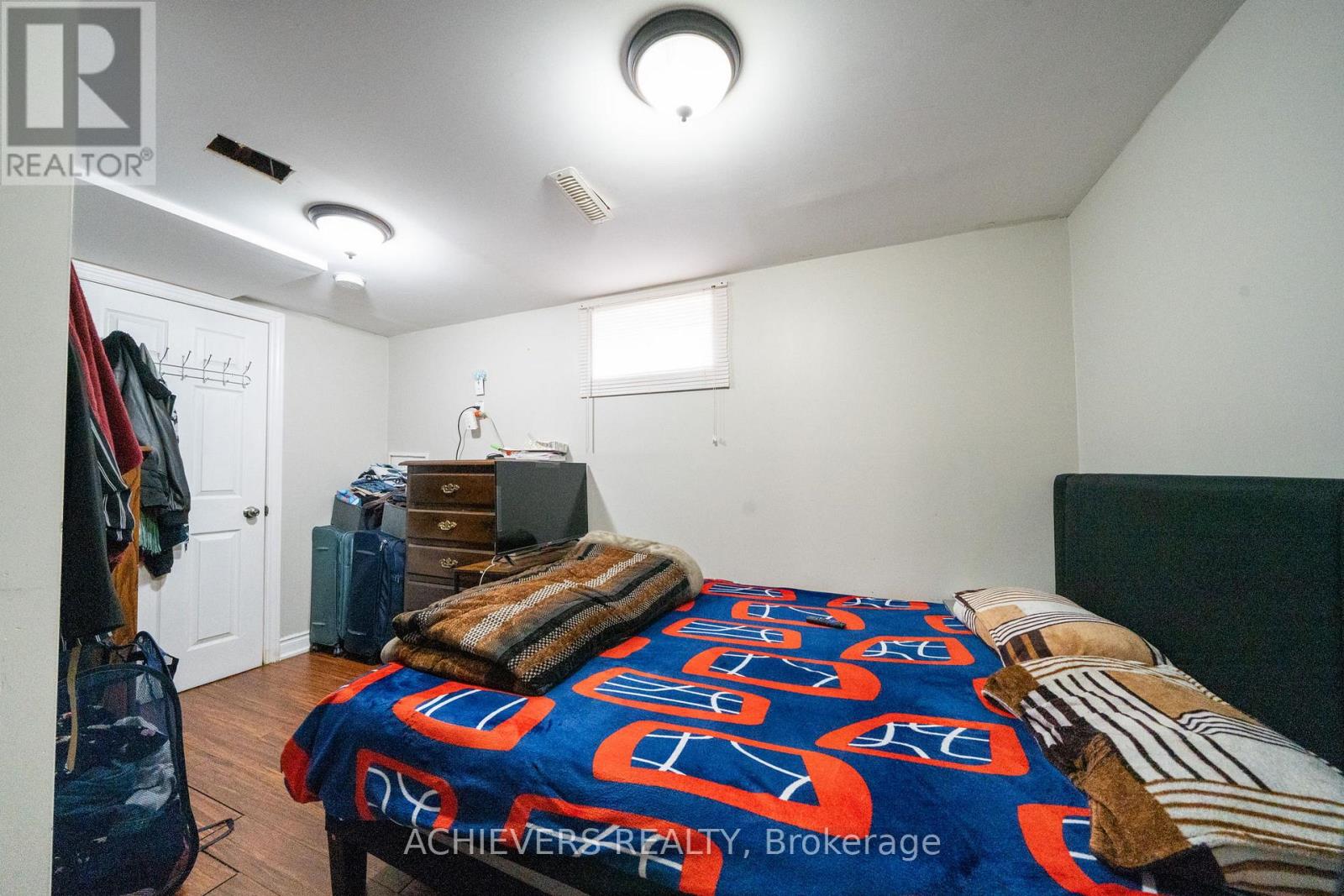 28 Cumbrian Court, Brampton, Ontario  L6X 2J8 - Photo 37 - W12952300