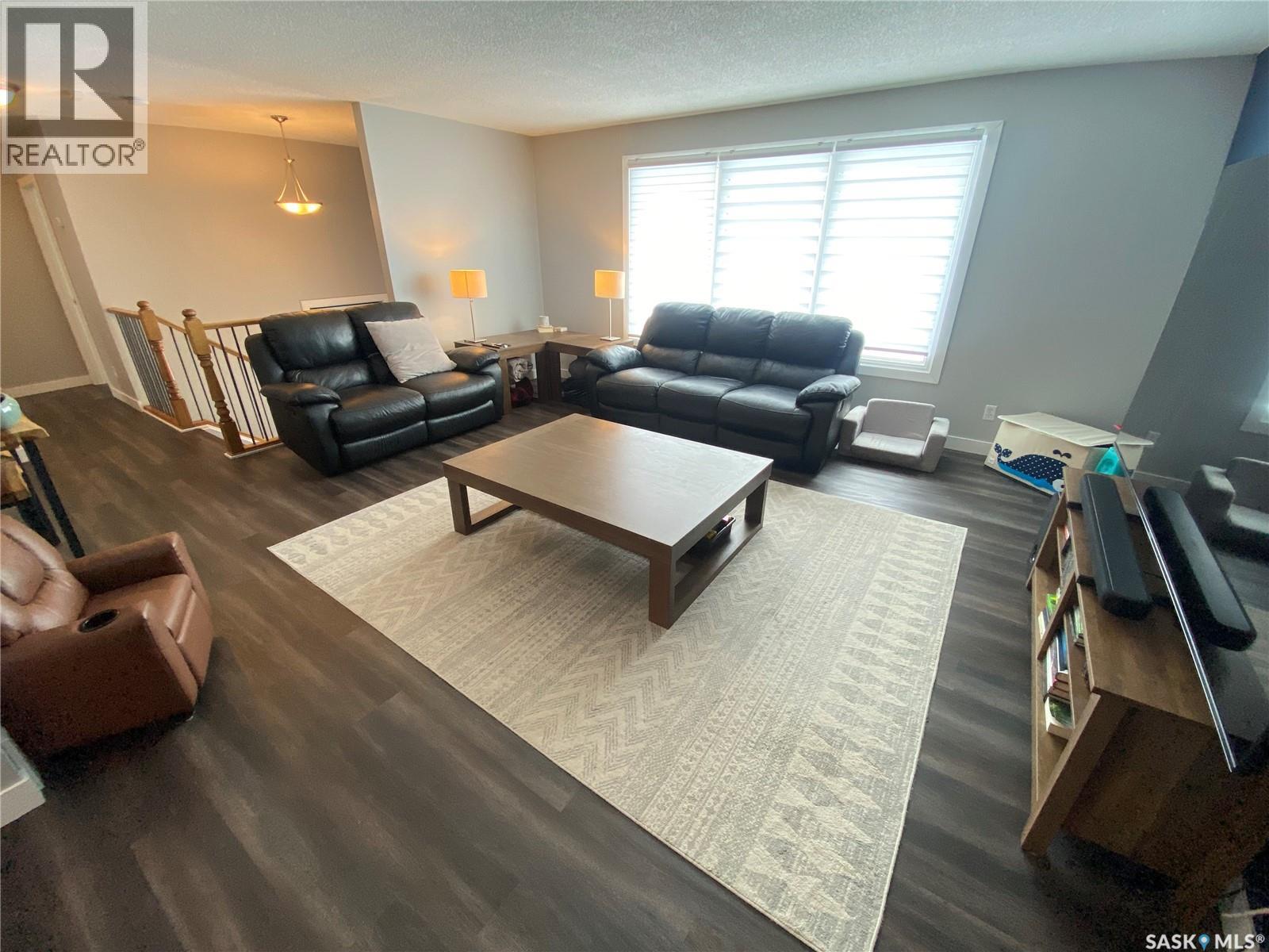 117 Stewart Crescent, Yorkton, Saskatchewan  S3N 3J4 - Photo 4 - SK031917