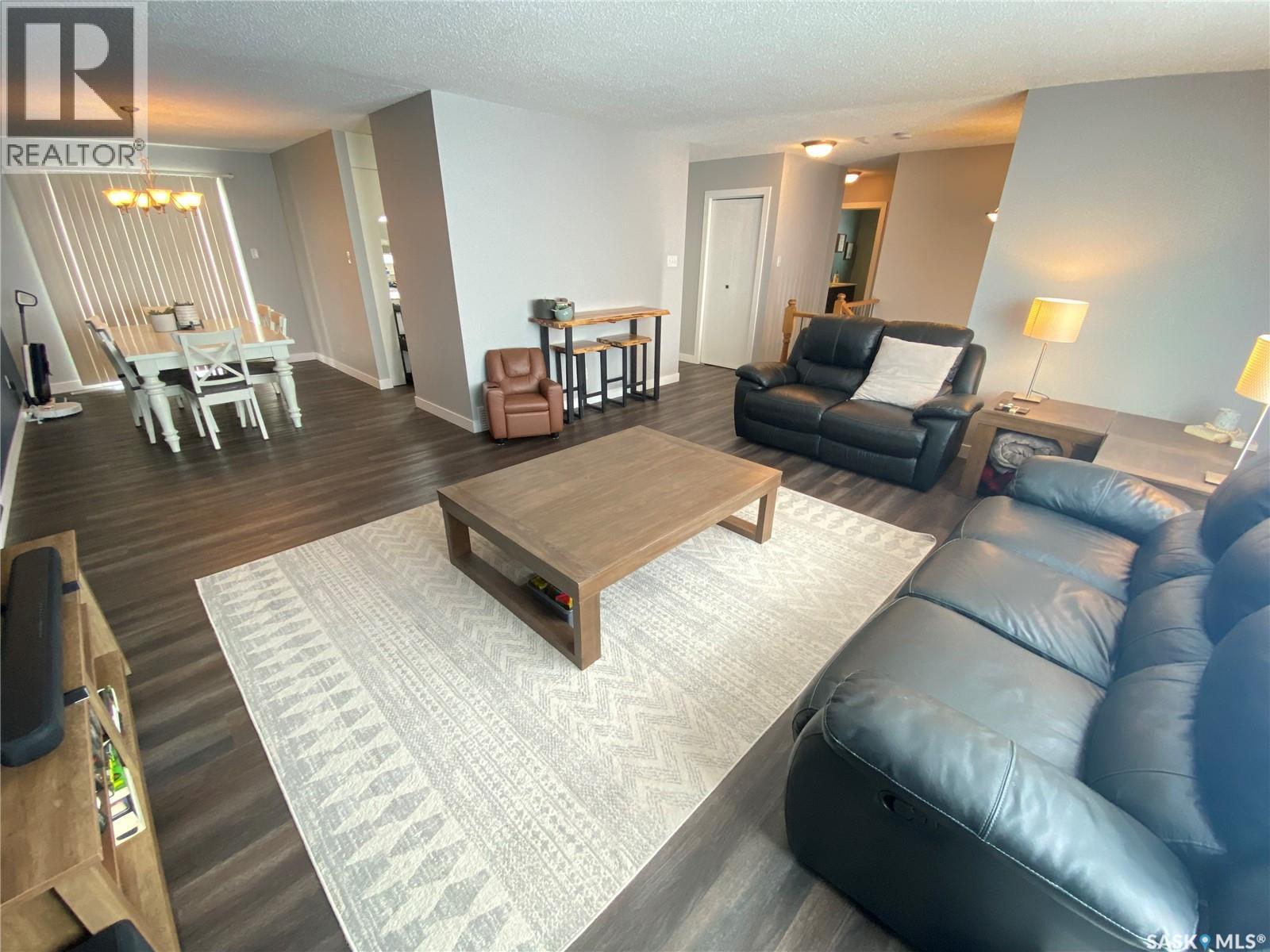 117 Stewart Crescent, Yorkton, Saskatchewan  S3N 3J4 - Photo 5 - SK031917