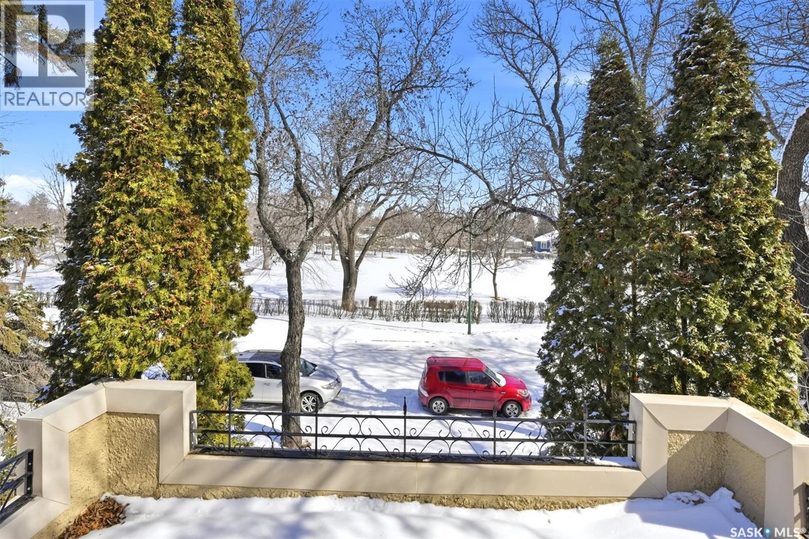 921 10th Avenue N, Saskatoon, Saskatchewan  S7K 3A3 - Photo 3 - SK031898