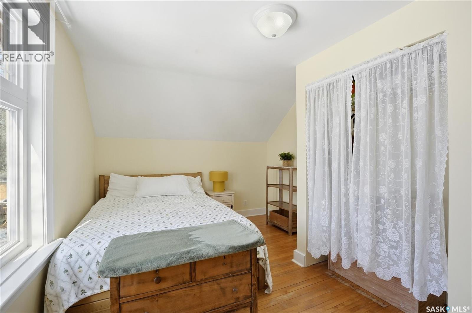 921 10th Avenue N, Saskatoon, Saskatchewan  S7K 3A3 - Photo 33 - SK031898