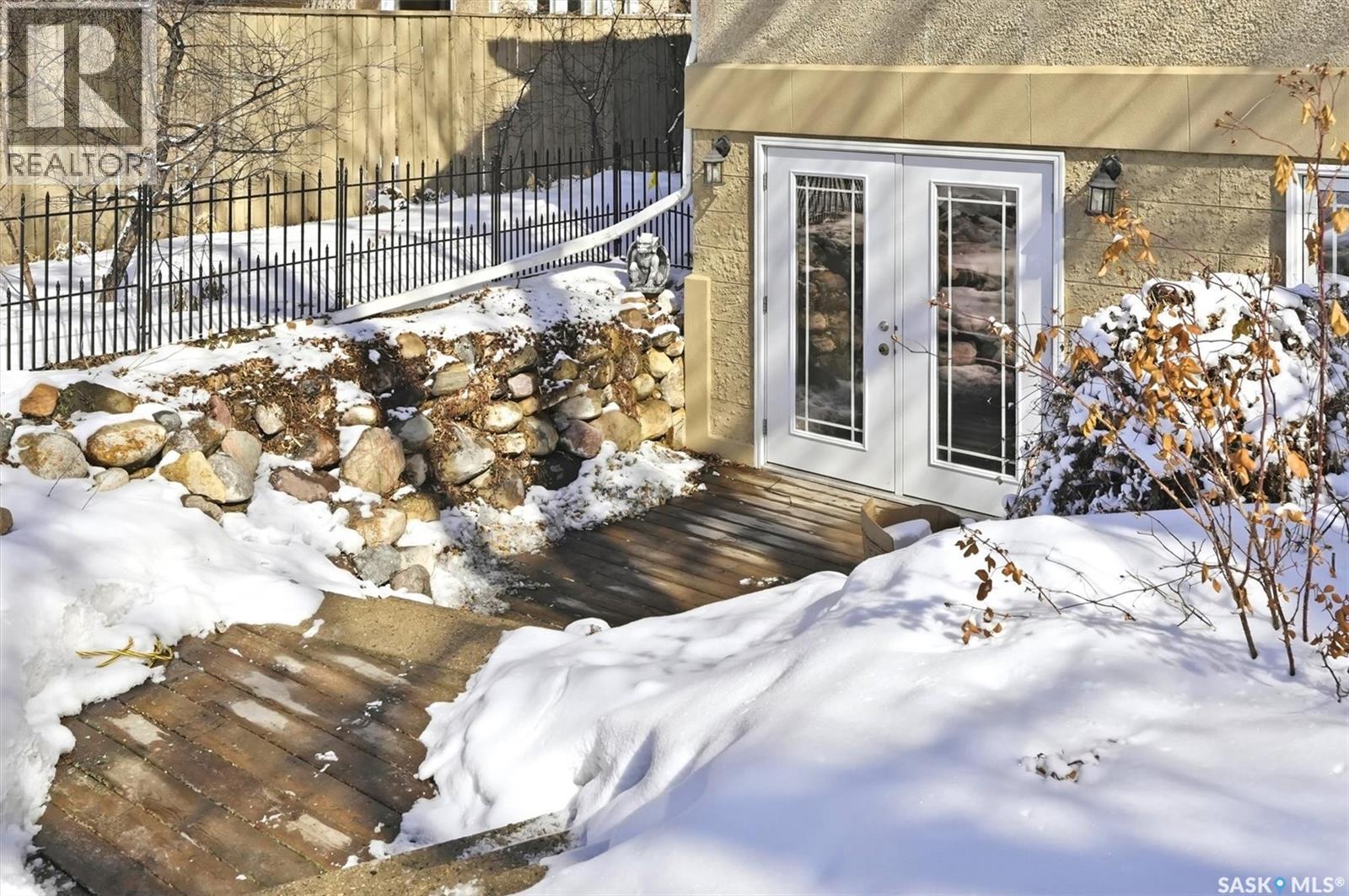 921 10th Avenue N, Saskatoon, Saskatchewan  S7K 3A3 - Photo 36 - SK031898