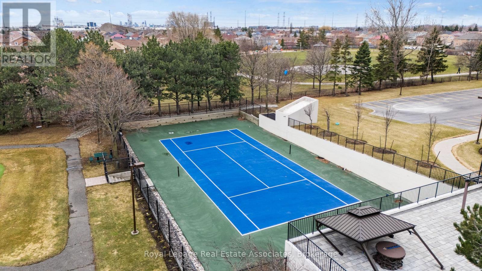 1808 - 100 County Court Boulevard, Brampton, Ontario  L6W 3X1 - Photo 37 - W12951806